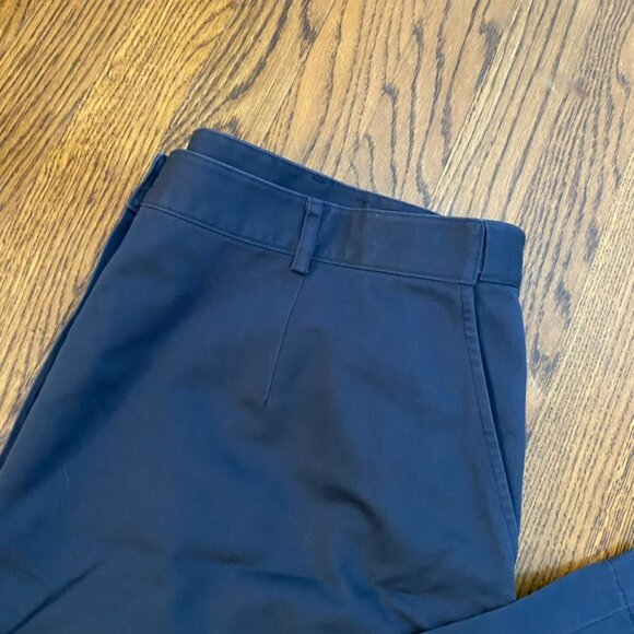 (2) L.L. Bean Original Fit chinos navy cropped pants & khaki pants 20R NWT women - Picture 3 of 12
